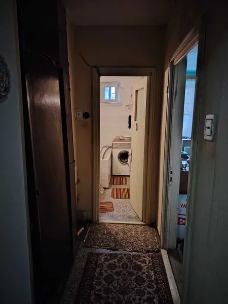 Drobeta Turnu Severin Str. Traian, langa Primarie